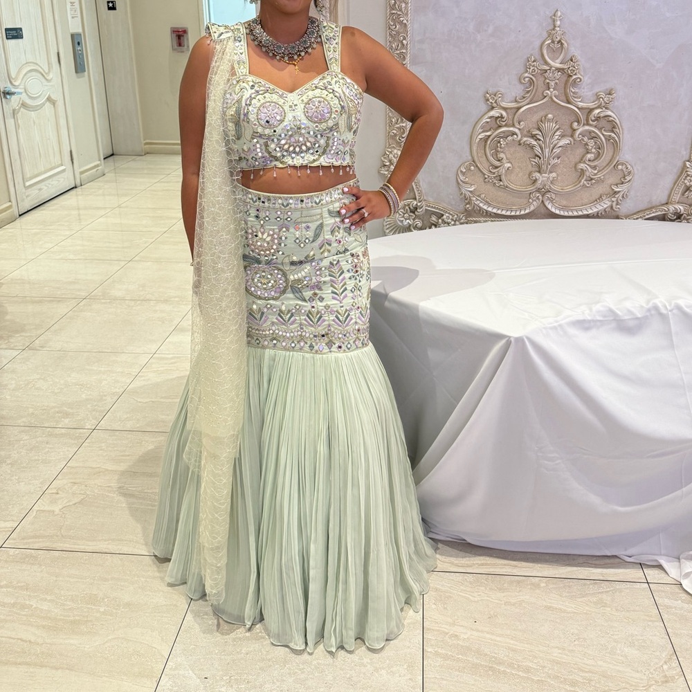 Stunning wedding lengha!
